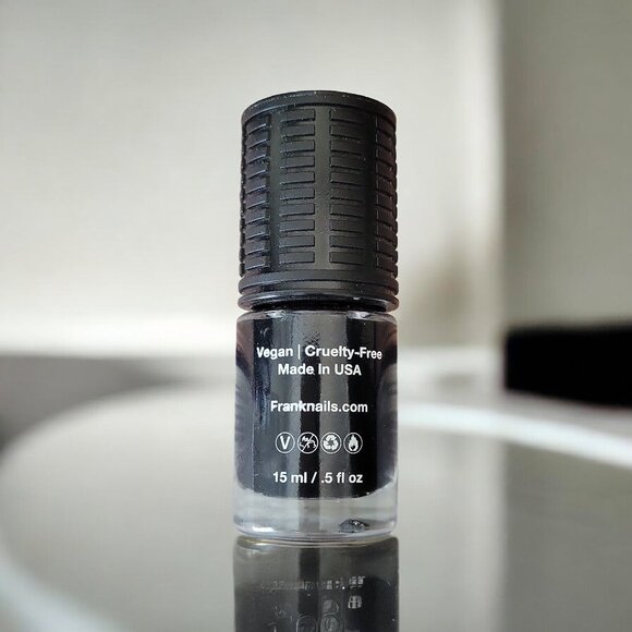 🖤To Be Frank “Black Like My Soul” Vegan Cruelty-Free Nail Color 15 ml - Picture 2 of 3